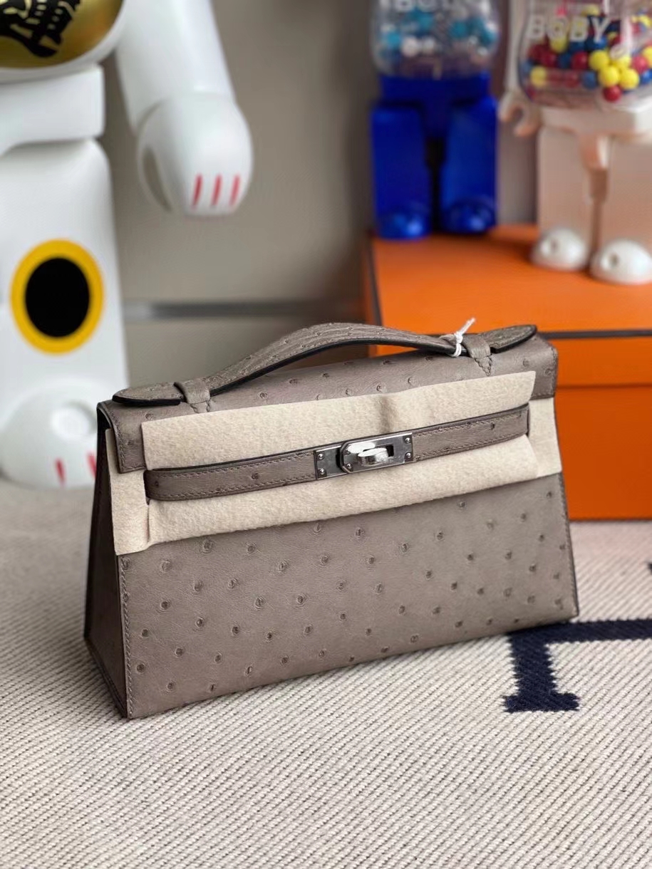 Hermès（爱马仕）Mini kelly pochette 22cm Ostrich kk鸵鸟  ck81斑鸠灰 银扣 顶级手缝 手拿包 晚宴包
