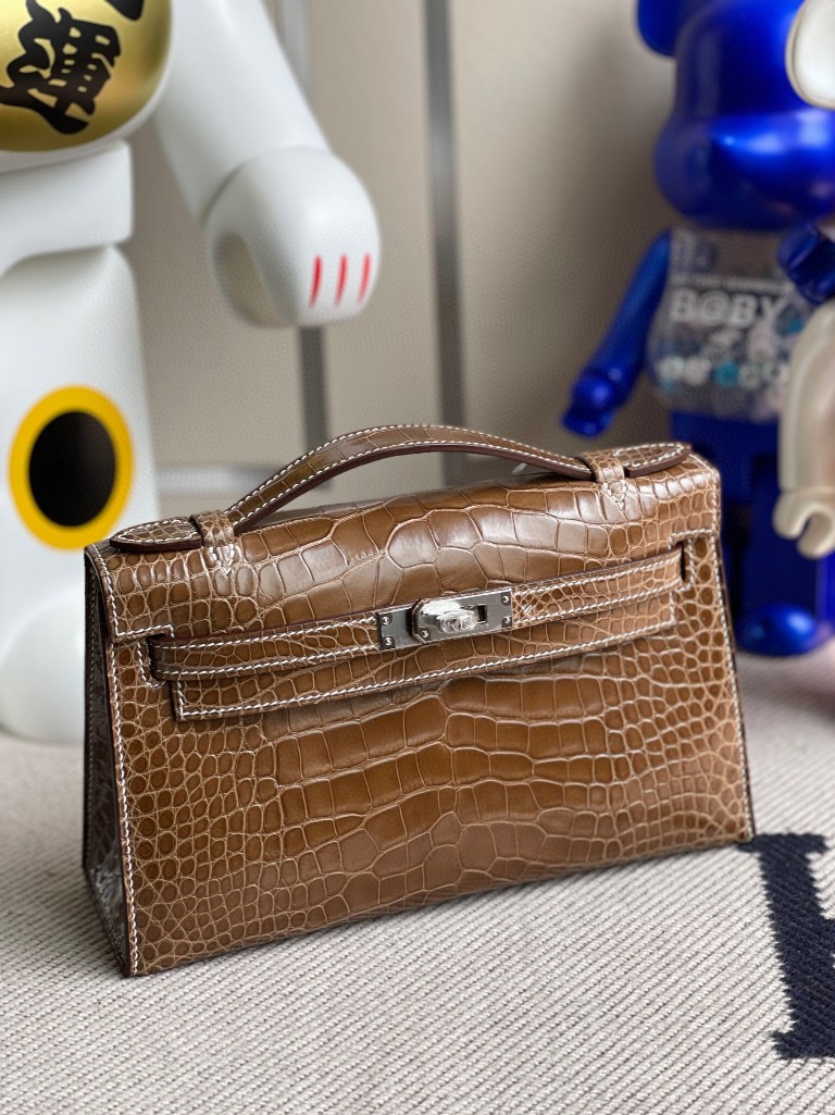 Hermès（爱马仕）Mini kelly pochette Alligator shiny 亮面鳄鱼 烟草色 银扣 22cm