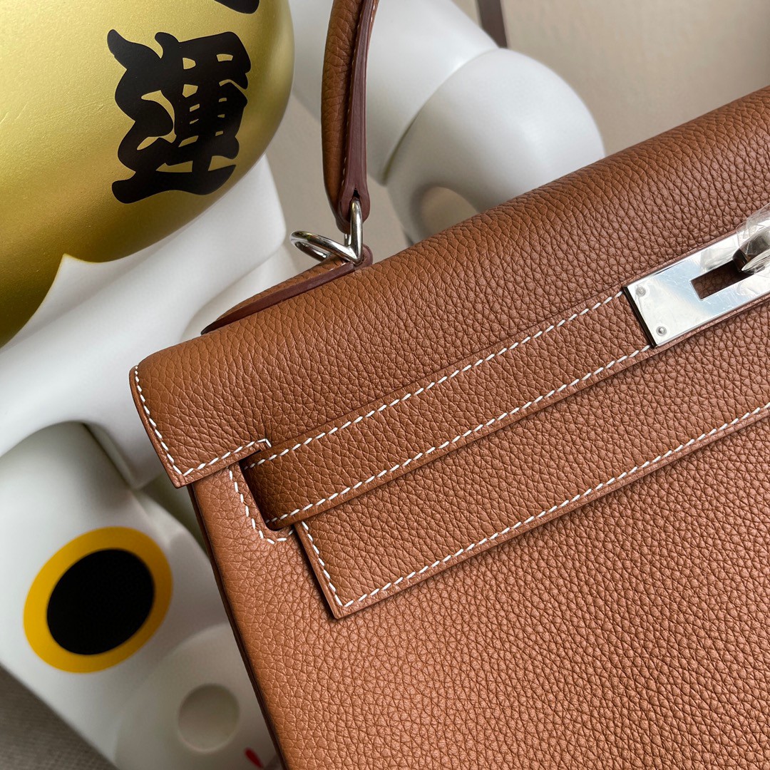 Hermès（爱马仕）Kelly 凯莉包 原厂小牛皮 ck37 金棕色 Gold 银扣 32cm 现货