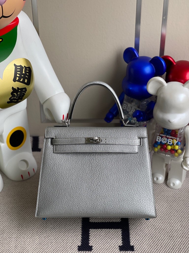 Hermès（爱马仕）Kelly 凯莉包 山羊皮 Chevre 银色 银扣 25cm 顶级手缝 超美