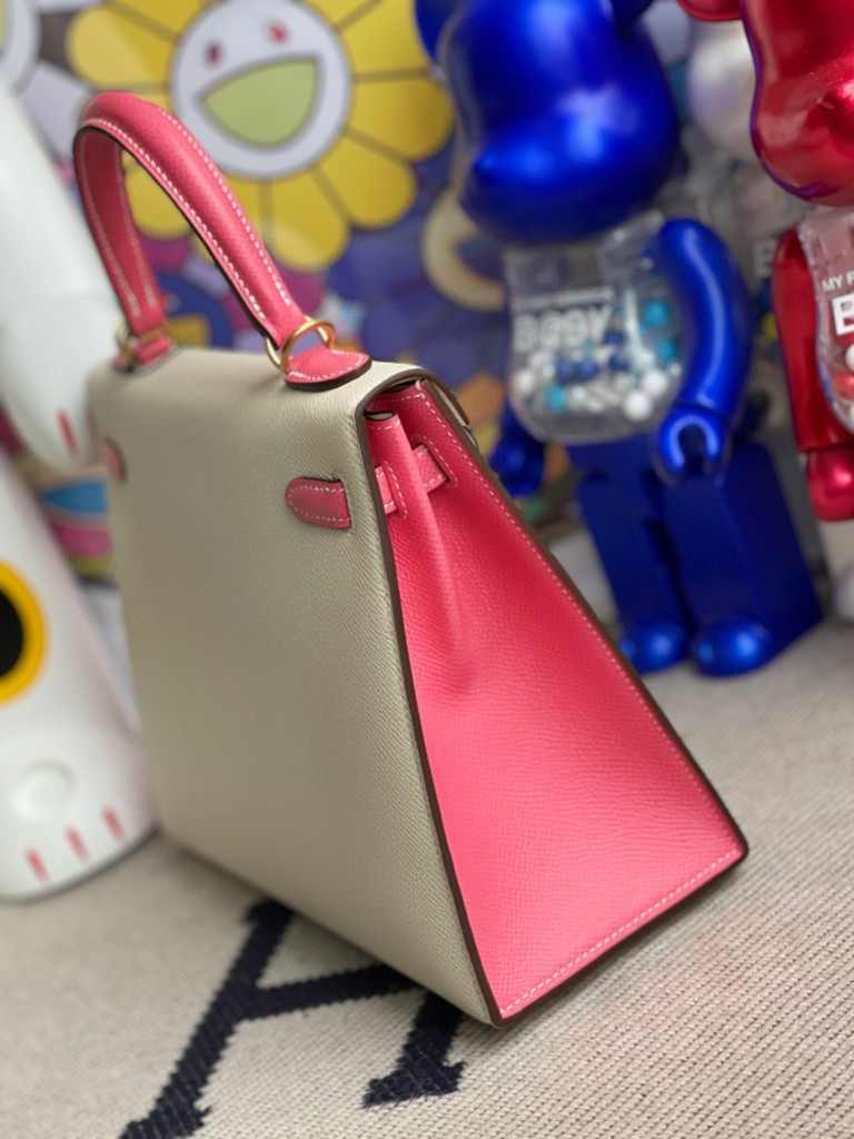 Hermès（爱马仕）Kelly 凯莉包 Epsom 原厂掌纹皮 ck10 奶昔白唇膏粉 磨砂金扣 25cm 马蹄印 顶级手缝