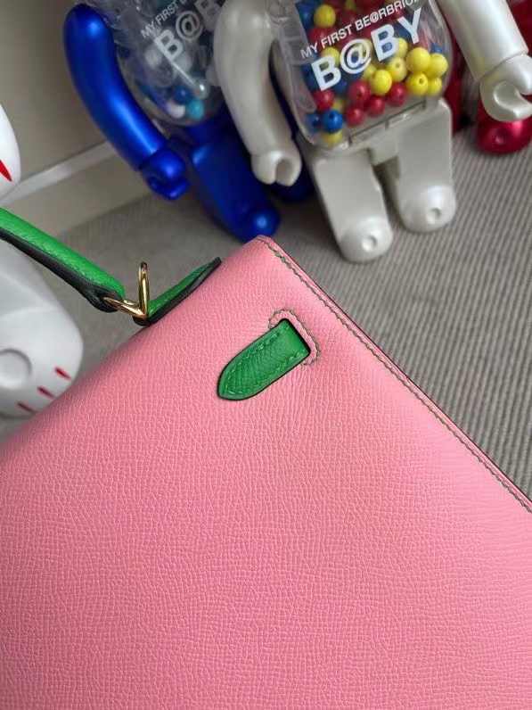 Hermès（爱马仕）Kelly 凯莉包 Epsom 原厂掌纹皮 1Q 奶昔粉 拼1k 竹子绿 金扣 25cm 顶级手缝