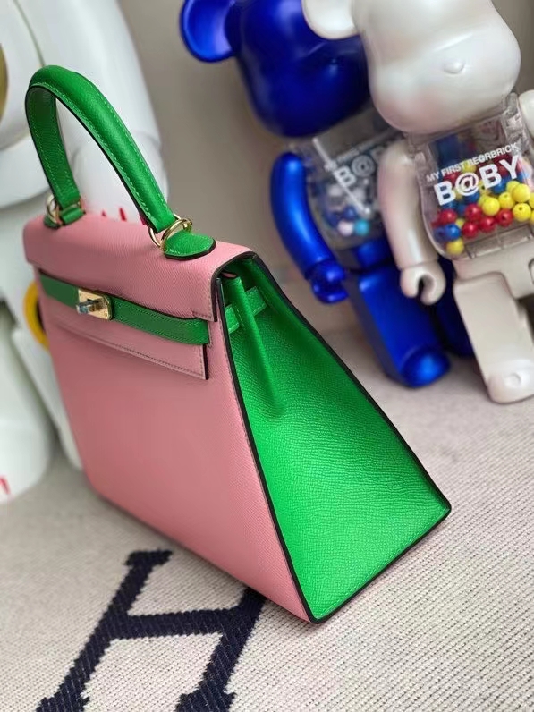 Hermès（爱马仕）Kelly 凯莉包 Epsom 原厂掌纹皮 1Q 奶昔粉 拼1k 竹子绿 金扣 25cm 顶级手缝