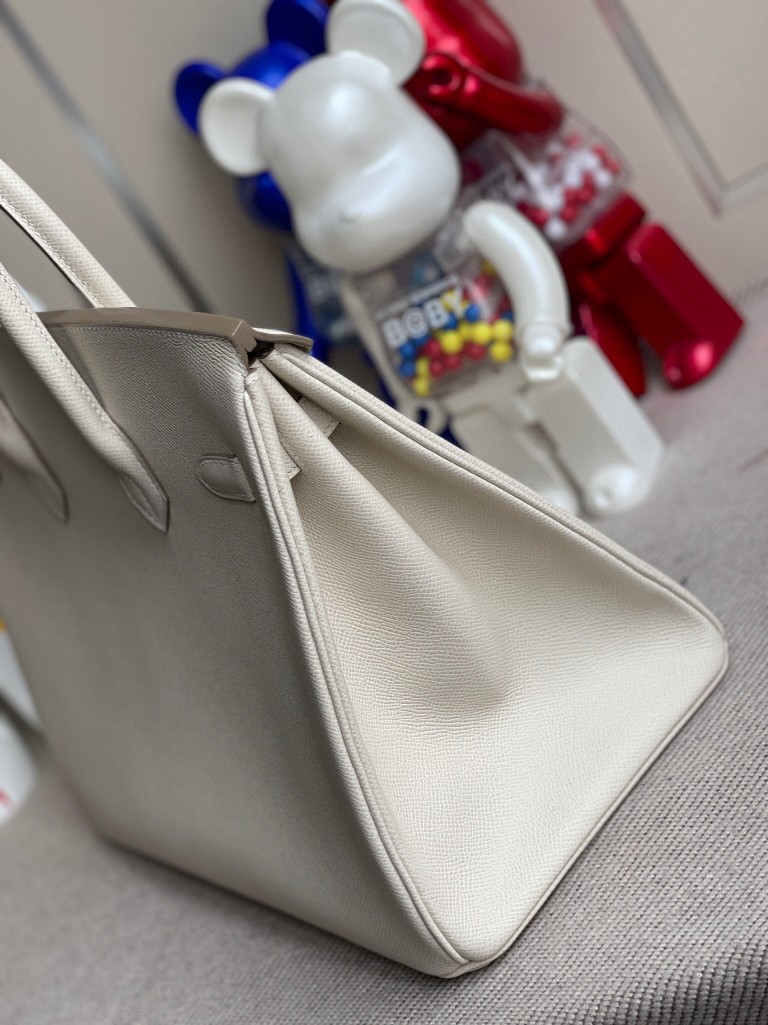 Hermès（爱马仕）Birkin 铂金包 Epsom 原厂掌纹皮 ck10 奶昔白 Craie 金扣 35cm 顶级手缝 定制