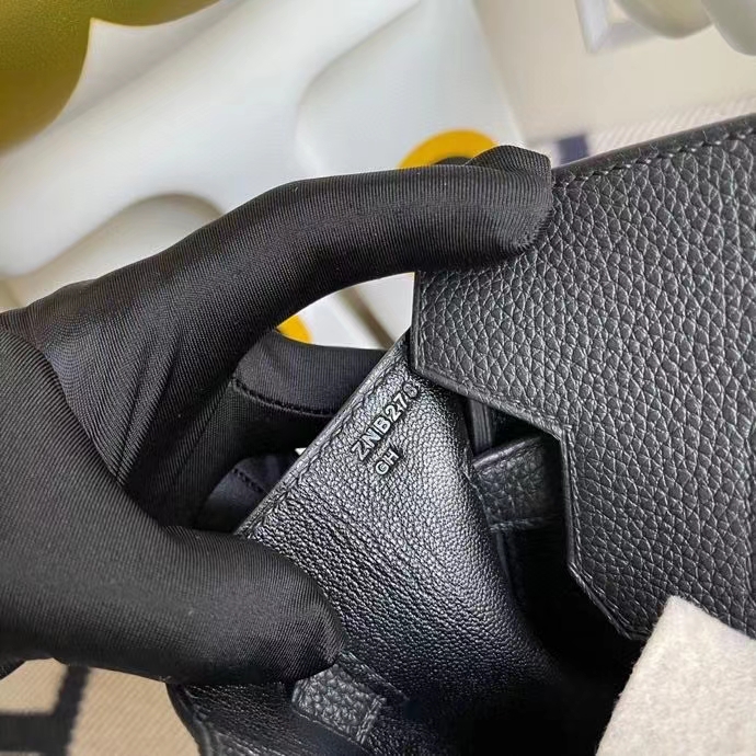 Hermès（爱马仕）Birkin 铂金包 原厂小牛皮 togo ck89 黑色 noir 金扣 30cm 现货