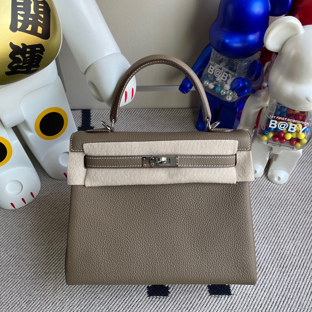 Hermès（爱马仕）Kelly 凯莉包 原厂小牛皮 togo ck18 大象灰 Etoupe 银扣 25cm 顶级手缝 现货