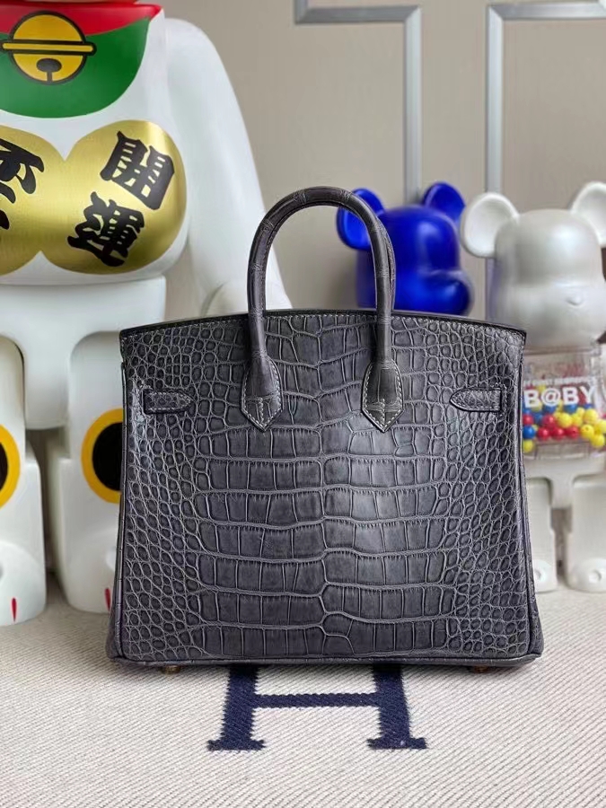 Hermès(爱马仕)Birkin 铂金包 Alligator matt 雾面鳄鱼 ck88 石墨灰 Graphite 金扣 25cm 顶级手缝-拉尔森鳄鱼皮具定制 - 爱马仕包包官网 Hermès(爱马仕)Birkin 铂金包 Alligator matt 雾面鳄鱼 ck88 石墨灰 Graphite 金扣 25cm 顶级手缝