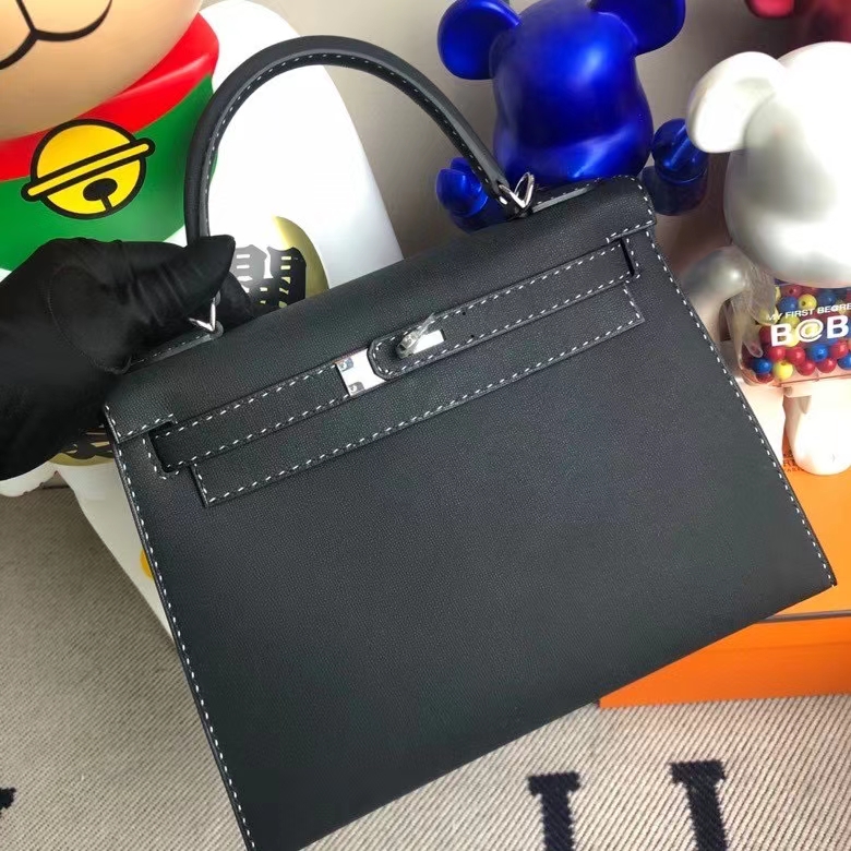 Hermès（爱马仕）Kelly 凯莉包 GM皮 黑色 银扣 28cm 顶级手缝 现货
