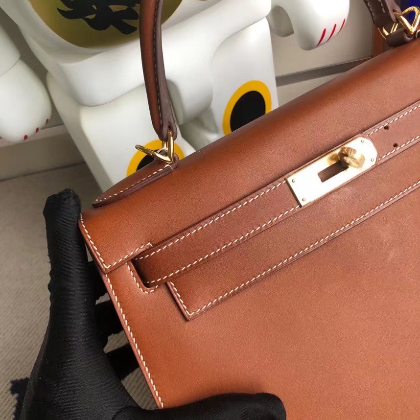 Hermès（爱马仕）Kelly 凯莉包 马鞍皮 金棕色 金扣 28cm 顶级手缝 现货