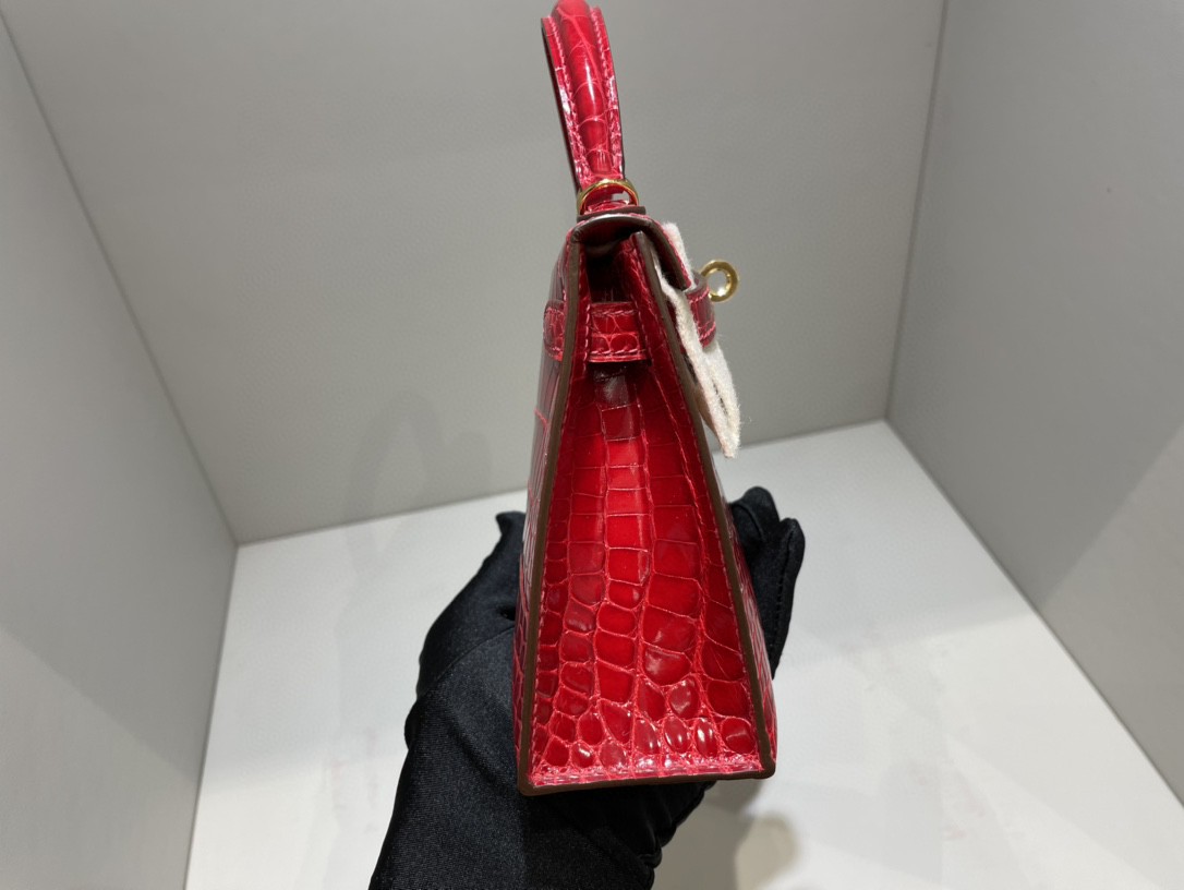 Hermès（爱马仕）Mini kelly ll Alligator  shiny 亮面鳄鱼ck95 法拉利红 Braise 金扣 顶级手缝 现货