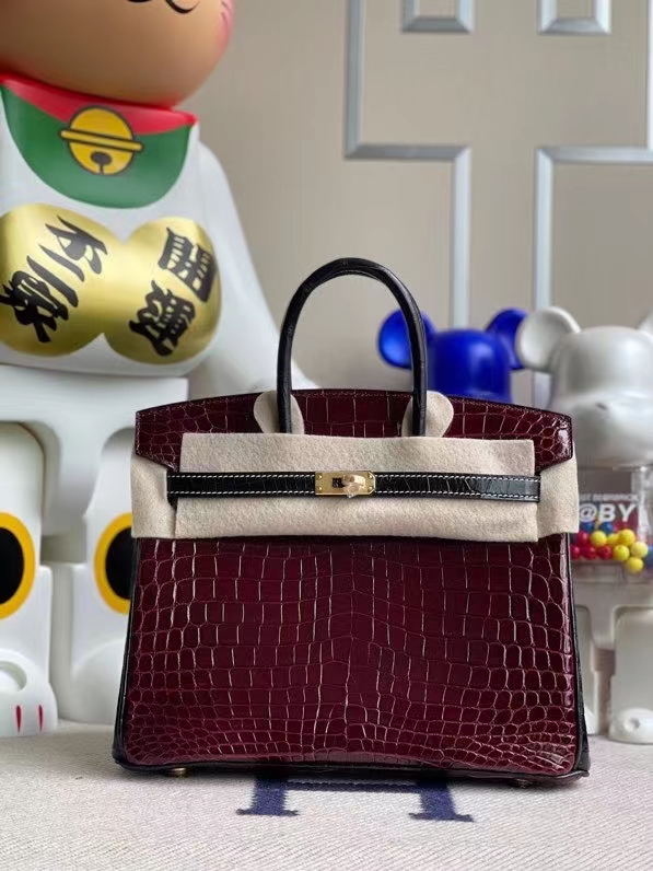 Hermès（爱马仕）Birkin 铂金包 Crocodile shiny 亮面鳄鱼 酒红拼黑色 金扣 马蹄印 25cm