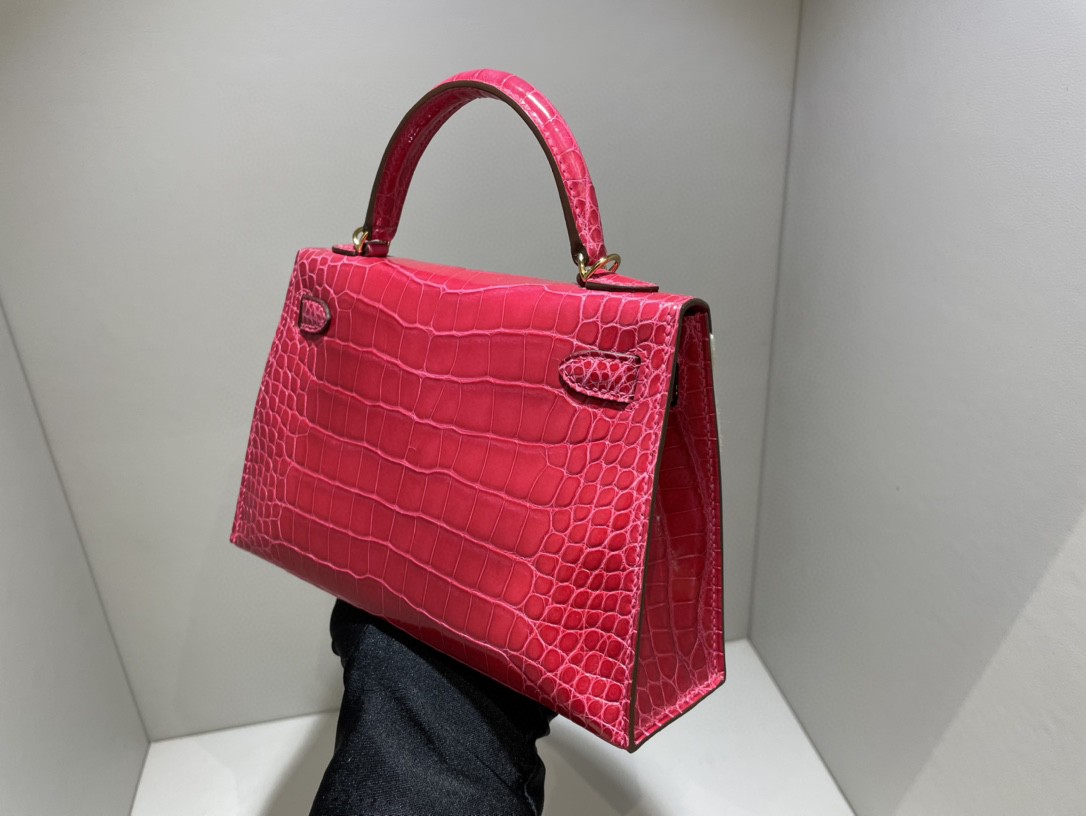 Hermès（爱马仕）Mini kelly ll Alligator shiny 亮面鳄鱼i6 极致粉 金扣 顶级手缝 现货