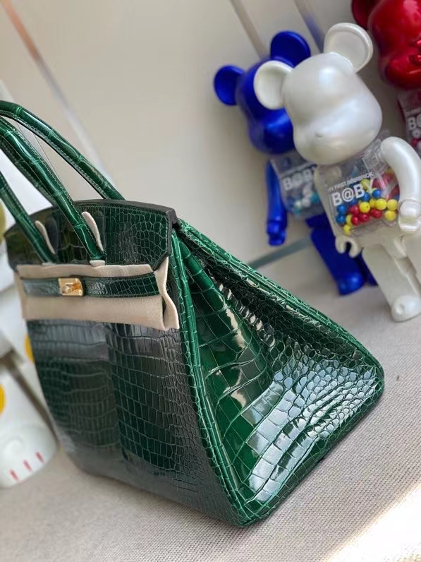 Hermès（爱马仕）Birkin 铂金包 Porosus shiny 亮面澳洲湾鳄 ck67 祖母绿 金扣 35cm 顶级手缝 定制