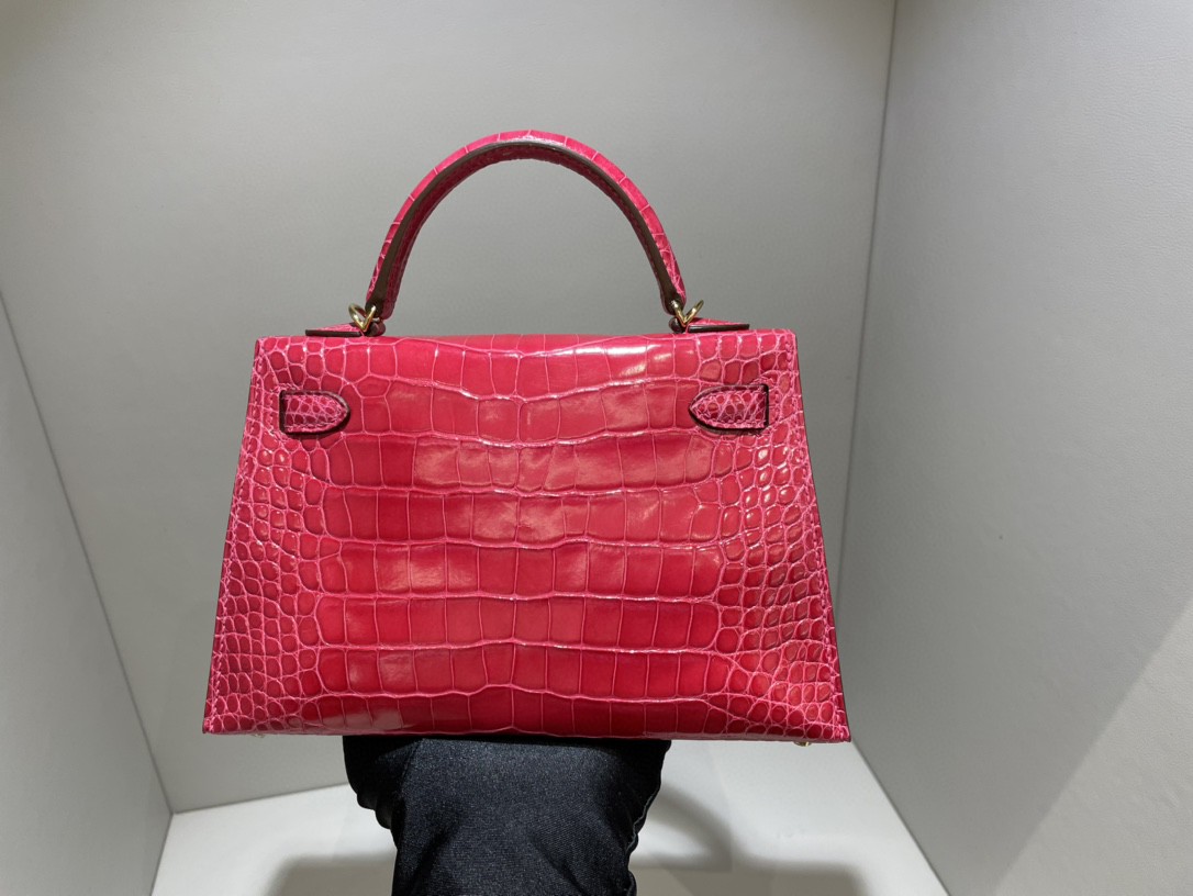 Hermès（爱马仕）Mini kelly ll Alligator shiny 亮面鳄鱼i6 极致粉 金扣 顶级手缝 现货