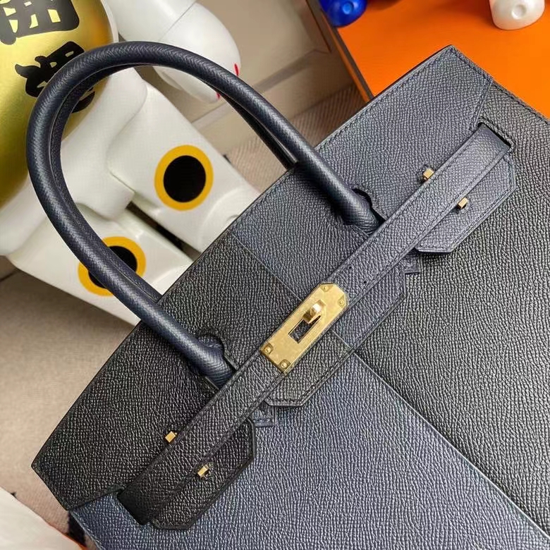 Hermès(爱马仕)Birkin 铂金包 Epsom 外缝 午夜蓝拼黑色内拼坦桑尼亚蓝 金扣 30cm 定制-拉尔森鳄鱼皮具定制 - 爱马仕包包官网 Hermès(爱马仕)Birkin 铂金包 Epsom 外缝 午夜蓝拼黑色内拼坦桑尼亚蓝 金扣 30cm 定制