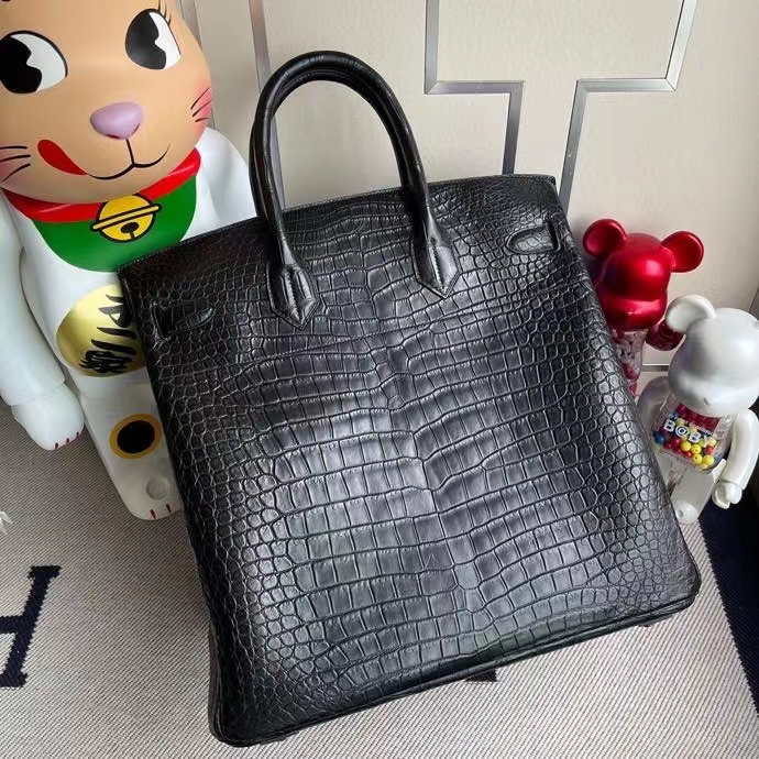 Hermès（爱马仕）Birkin 铂金包 HAC 雾面澳洲湾鳄 ck89 黑色 Noir 银扣 40cm 顶级手缝 难得大皮