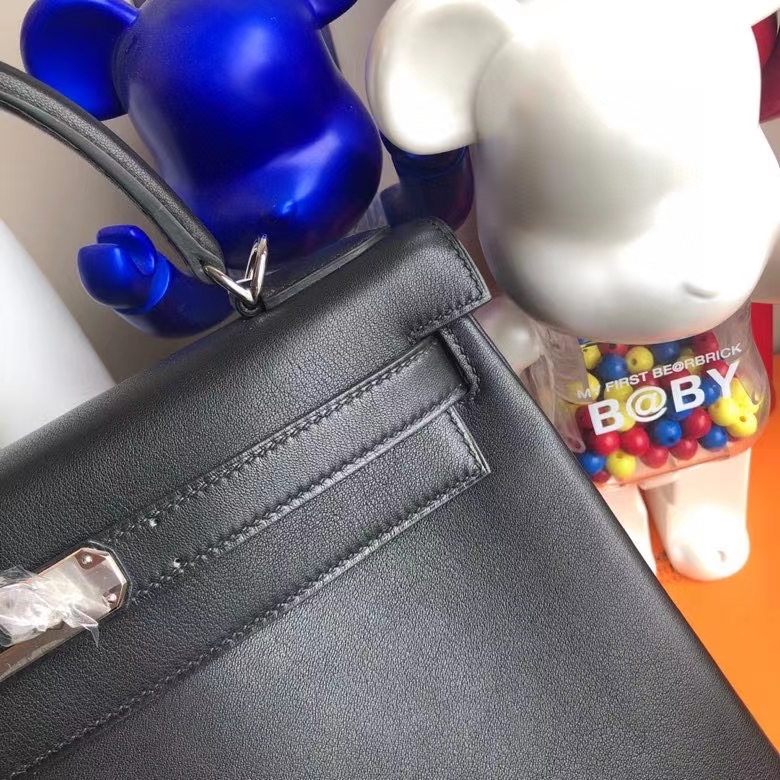 Hermès(爱马仕)Kelly 凯莉包 Swift 黑色noir 银扣 28cm 顶级手缝 现货-拉尔森鳄鱼皮具定制 - 爱马仕包包官网 Hermès(爱马仕)Kelly 凯莉包 Swift 黑色noir 银扣 28cm 顶级手缝 现货