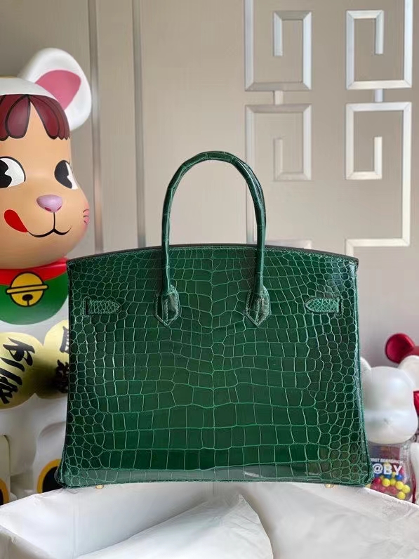 Hermès(爱马仕)Birkin 铂金包 Porosus shiny 亮面澳洲湾鳄 ck67 祖母绿 金扣 35cm 顶级手缝 定制-拉尔森鳄鱼皮具定制 - 爱马仕包包官网 Hermès(爱马仕)Birkin 铂金包 Porosus shiny 亮面澳洲湾鳄 ck67 祖母绿 金扣 35cm 顶级手缝 定制