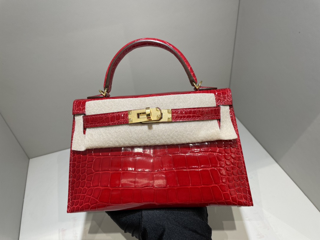 Hermès（爱马仕）Mini kelly ll Alligator  shiny 亮面鳄鱼ck95 法拉利红 Braise 金扣 顶级手缝 现货