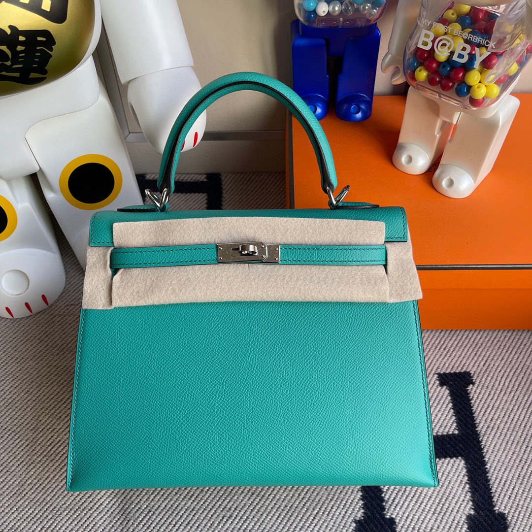 Hermès（爱马仕）Kelly 凯莉包 原厂掌纹皮 Epsom 维罗纳绿 银扣 25cm 顶级手缝 现货