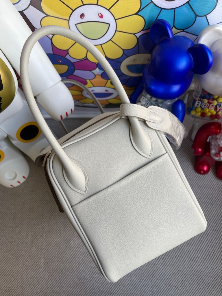 Hermès（爱马仕）Lindy 琳迪包 Swift nata 奶昔白 银扣 26cm 顶级手缝