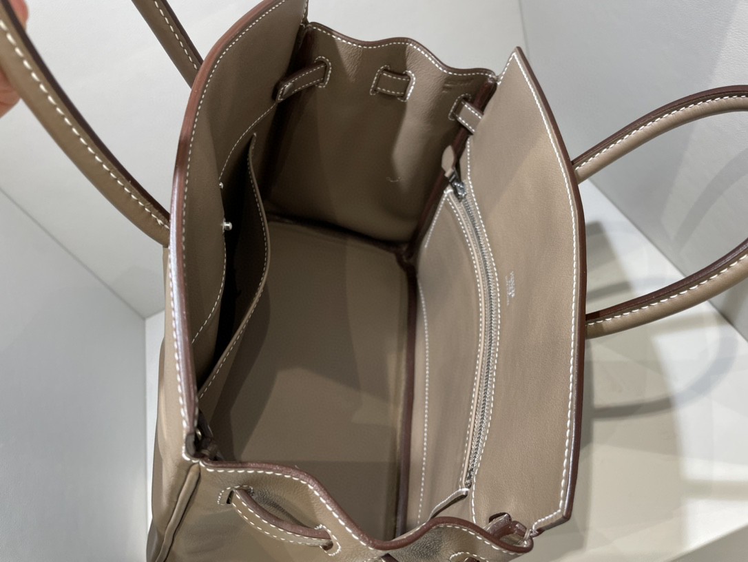 Hermès(爱马仕)Birkin Shadow 幻影 大象灰 etoupe 25cm 凹凸有致的影子设计-拉尔森鳄鱼皮具定制 - 爱马仕包包官网 Hermès(爱马仕)Birkin Shadow 幻影 大象灰 etoupe 25cm 凹凸有致的影子设计