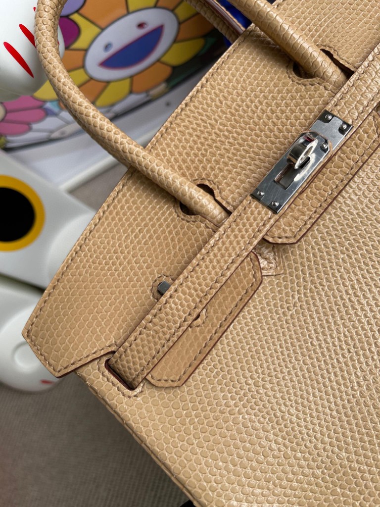 Hermès（爱马仕）Birkin 铂金包 Lizard 进口亮面蜥蜴 杏色 银扣 25cm 顶级手缝 定制