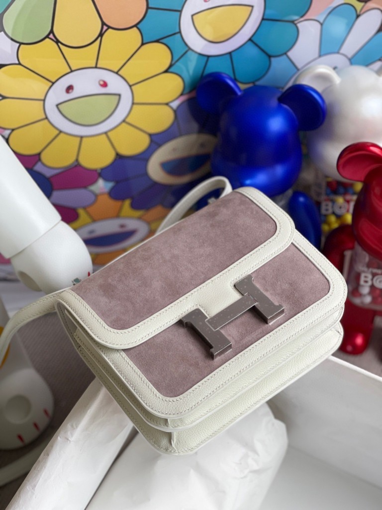 Hermès（爱马仕）Constance 空姐包 麂皮 swift 奶白 银扣 18cm 顶级手缝 定制