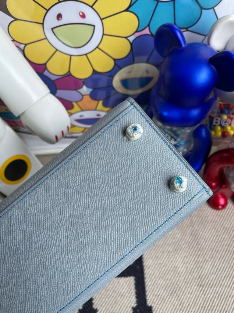 Hermès(爱马仕)Kelly 凯莉包 Epsom 原厂掌纹皮 亚麻蓝拼坦桑尼亚蓝 金扣 25cm 顶级手缝-拉尔森鳄鱼皮具定制 - 爱马仕包包官网 Hermès(爱马仕)Kelly 凯莉包 Epsom 原厂掌纹皮 亚麻蓝拼坦桑尼亚蓝 金扣 25cm 顶级手缝