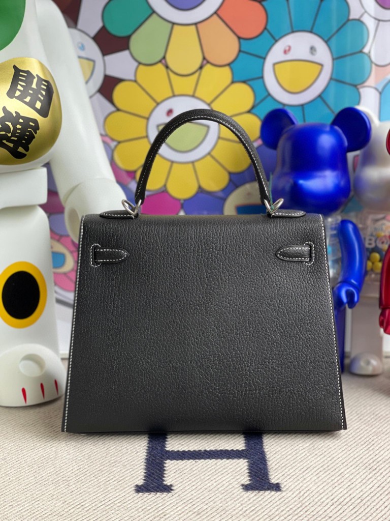 Hermès（爱马仕） Kelly 凯莉包 Chevre 山羊皮 ck89 黑色 内拼 k1 石榴红 白色线 马蹄印 25cm