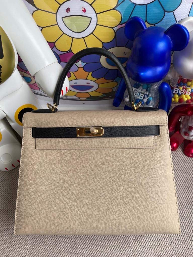 Hermès（爱马仕）Kelly 凯莉包 Epsom 原厂掌纹皮 s2风衣灰 Trench 拼 黑色 Noir 金扣 马蹄印 28cm 顶级手缝