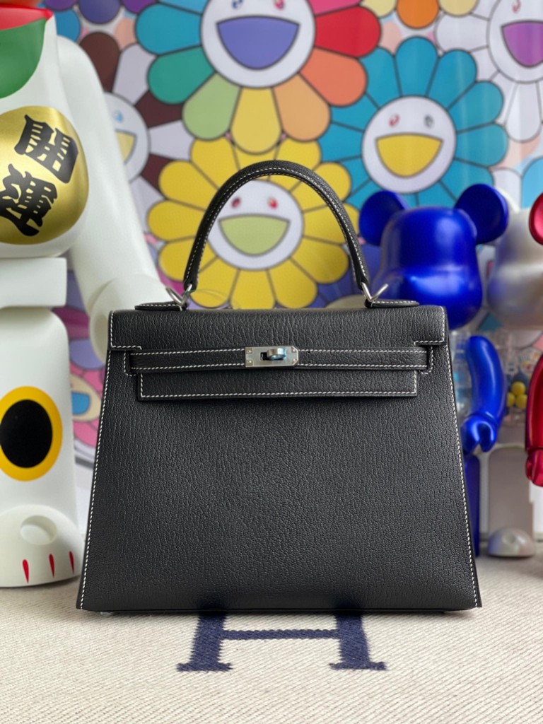 Hermès（爱马仕） Kelly 凯莉包 Chevre 山羊皮 ck89 黑色 内拼 k1 石榴红 白色线 马蹄印 25cm