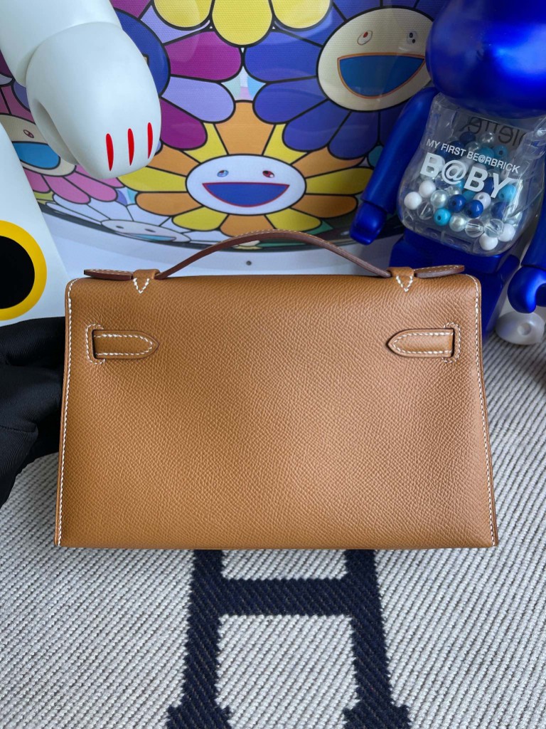 Hermès（爱马仕）Mini kelly pochette Epsom 原厂掌纹皮 ck37 金棕色 Gold 金扣 22cm 手拿包 晚宴包