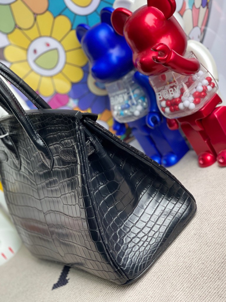 Hermès（爱马仕）Birkin 铂金包 Crocodile matt 雾面鳄鱼 ck89 黑色 Noir 银扣 30cm 顶级手缝