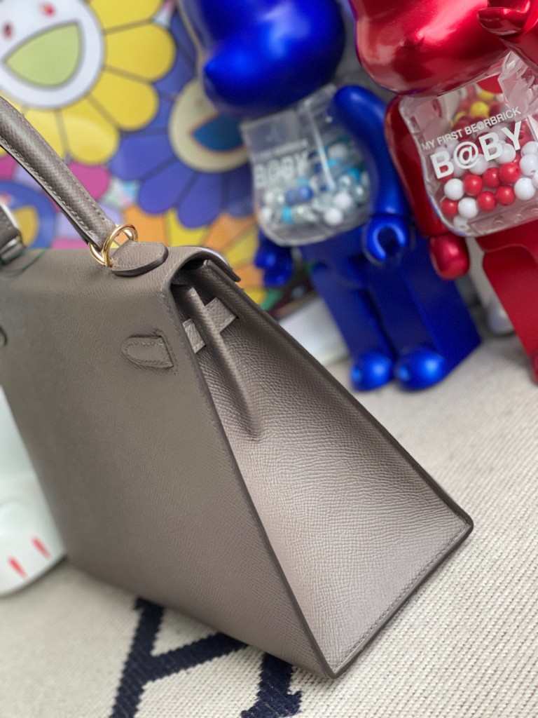 Hermès(爱马仕)Kelly 凯莉包 Epsom 原厂掌纹皮 etain 锡器灰 金扣 25cm 顶级手缝-拉尔森鳄鱼皮具定制 - 爱马仕包包官网 Hermès(爱马仕)Kelly 凯莉包 Epsom 原厂掌纹皮 etain 锡器灰 金扣 25cm 顶级手缝