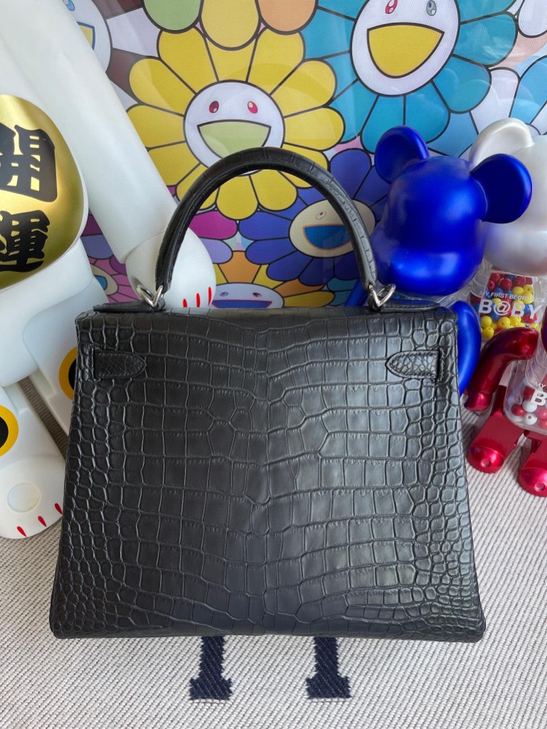 Hermès（爱马仕）Kelly 凯莉包 Porosus matt 雾面鳄鱼 ck89 黑色 Noir 内拼玉兰粉 银扣 28cm
