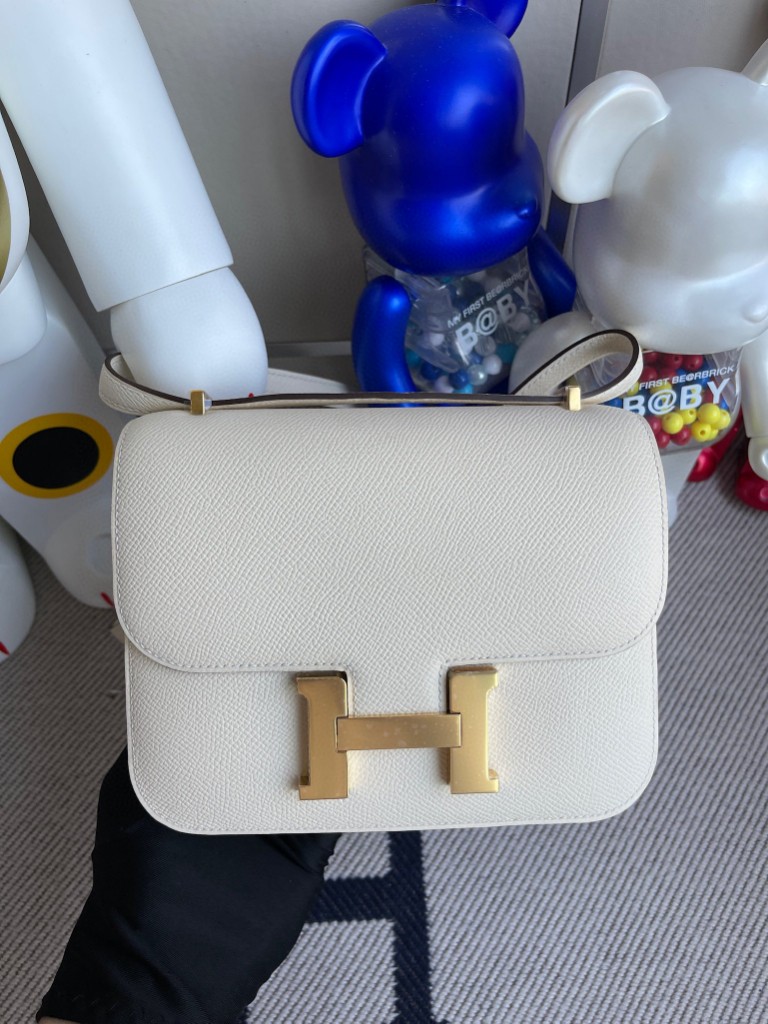 Hermès（爱马仕）Constance 空姐包 Epsom 原厂掌纹皮 I2 奶油白 nata 金扣 18cm 顶级手缝