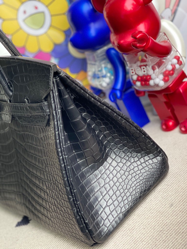 Hermès（爱马仕）Birkin 铂金包 Porosus matt 雾面湾鳄 ck89 黑色 Noir so black 35cm