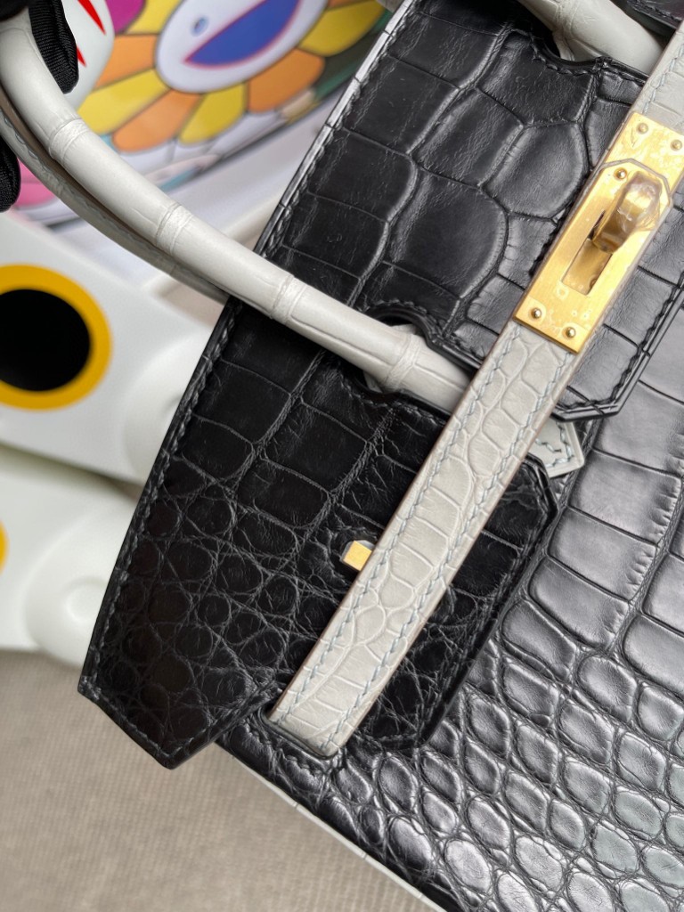 Hermès（爱马仕）Birkin 铂金包 Alligator 马蹄雾面鳄鱼 ck89 黑色 拼 ck80 珍珠灰 磨砂金扣 马蹄印 25cm