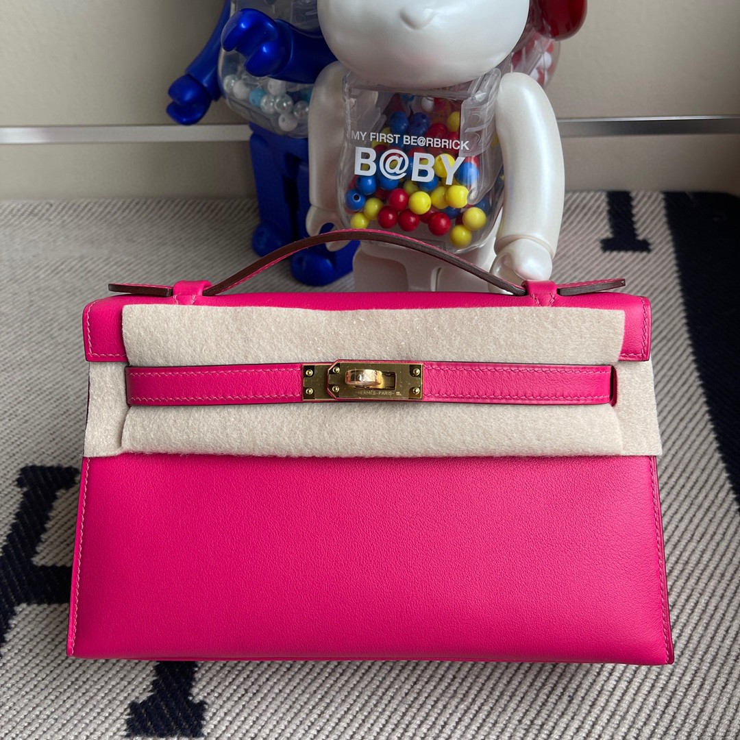 Hermès（爱马仕）最新色 Mini kelly pochette 墨西哥粉 Rose mexico Swift 金扣 22cm