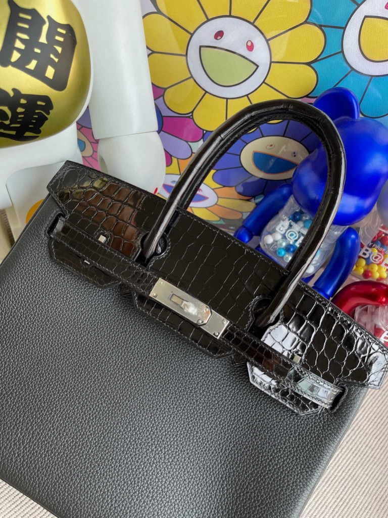 Hermès（爱马仕）Touch 系列 Birkin 铂金包 黑色 亮面两点鳄鱼 银扣 30cm 顶级手缝