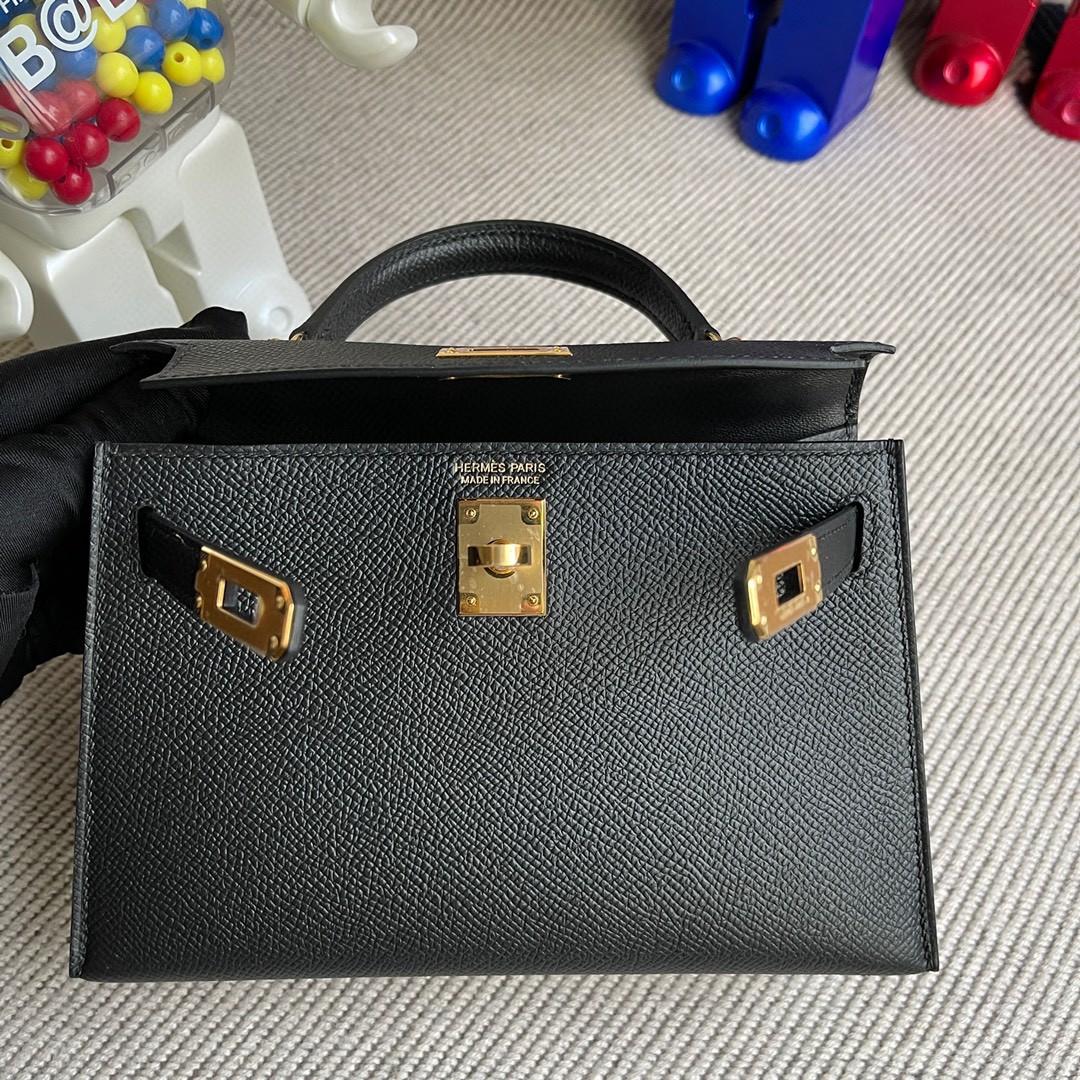 Hermès(爱马仕)Mini kelly ll Epsom 原厂掌纹皮 ck89 黑色 noir 金扣 顶级手缝 现货-拉尔森鳄鱼皮具定制 - 爱马仕包包官网 Hermès(爱马仕)Mini kelly ll Epsom 原厂掌纹皮 ck89 黑色 noir 金扣 顶级手缝 现货