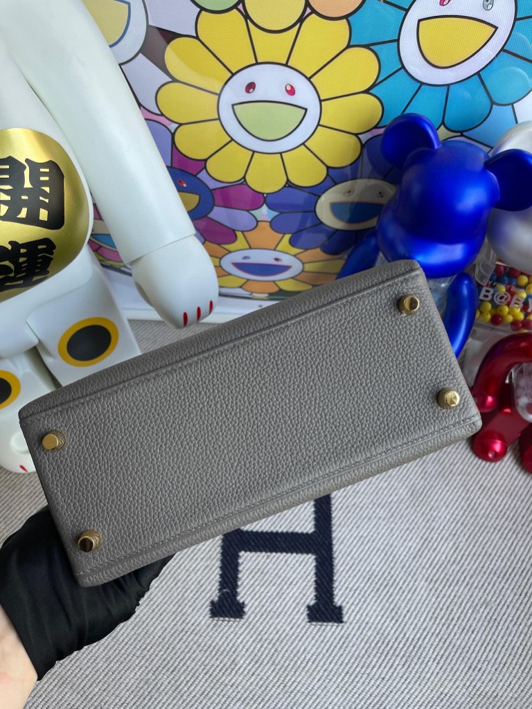 Hermès（爱马仕）Kelly 凯莉包 原厂小牛皮 togo 8F 锡器灰 etain 金扣 25cm 顶级手缝