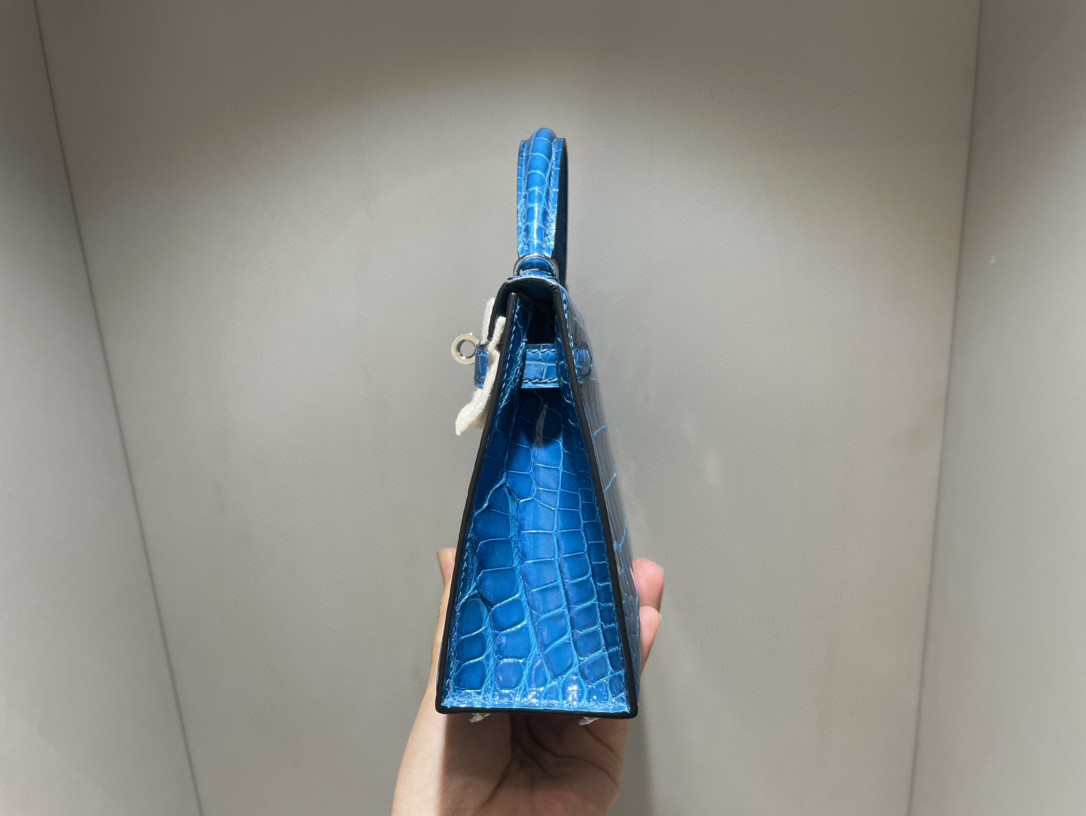 Hermès(爱马仕)Mini kelly ll Alligator shiny 亮面鳄鱼 7W 伊兹密尔蓝 银扣 顶级手缝 现货-拉尔森鳄鱼皮具定制 - 爱马仕包包官网 Hermès(爱马仕)Mini kelly ll Alligator shiny 亮面鳄鱼 7W 伊兹密尔蓝 银扣 顶级手缝 现货