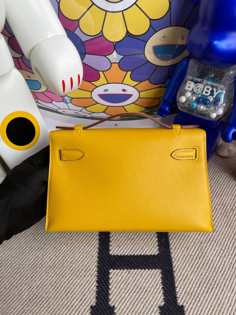 Hermès（爱马仕）Mini kelly pochette Swift 9D 琥珀黄 Ambre 金扣 22cm 手拿包 晚宴包