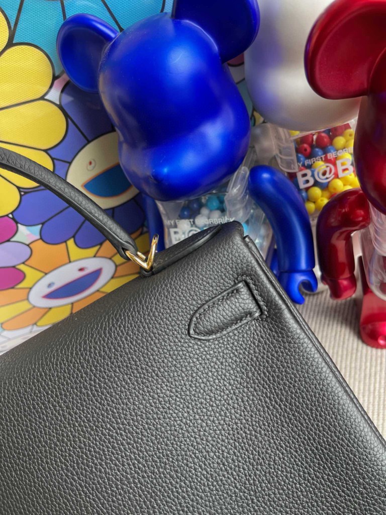 Hermès（爱马仕）Kelly 凯莉包 原厂小牛皮 Togo ck89 黑色 Noir 金扣 28cm 顶级手缝