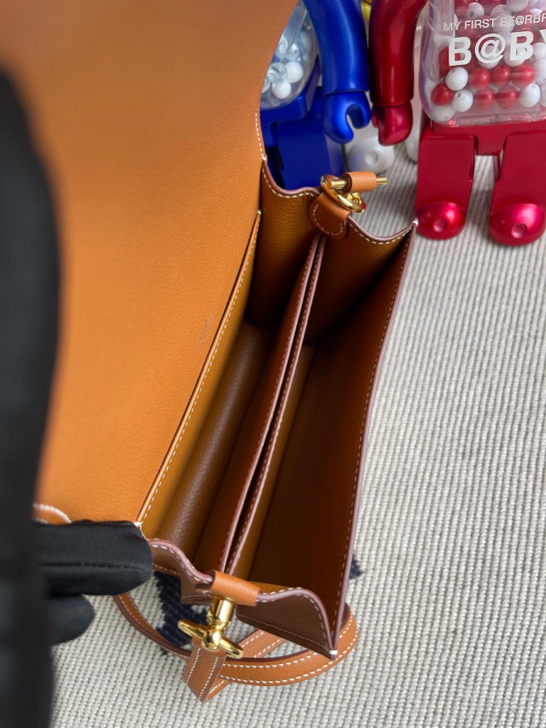 Hermès(爱马仕)Roulis 猪鼻包 Evecolor ck37 金棕色 gold 金扣 18cm 顶级手缝-拉尔森鳄鱼皮具定制 - 爱马仕包包官网 Hermès(爱马仕)Roulis 猪鼻包 Evecolor ck37 金棕色 gold 金扣 18cm 顶级手缝