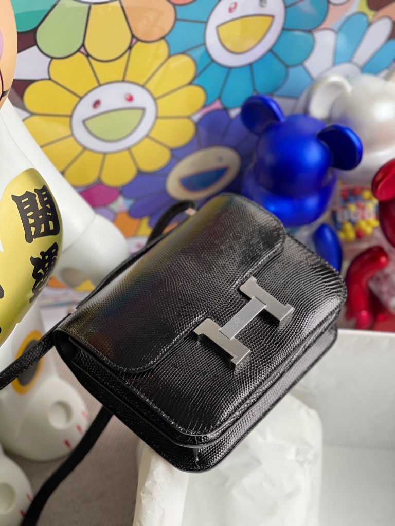 Hermès（爱马仕）Constance 空姐包 Lizard 进口亮面蜥蜴ck89 黑色 Noir 银扣 18cm 顶级手缝