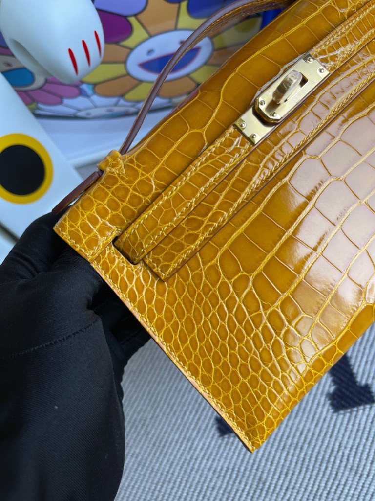 Hermès（爱马仕）Mini kelly pochette Alligator shiny 亮面鳄鱼 9D 琥珀黄 Ambre 金扣 22cm 顶级手缝