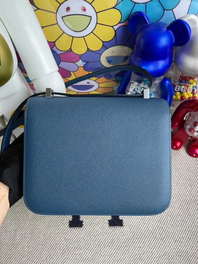 Hermès（爱马仕）Constance 空姐包 epsom 原厂掌纹皮 S4 深邃蓝 珐琅扣 银扣 24cm 顶级手缝